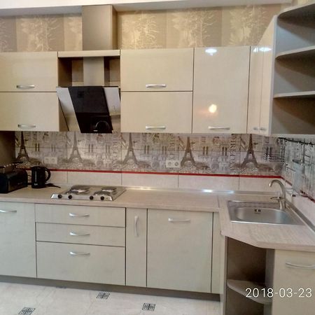 Аркадия Гагарин Плаза Red Apartamento Odesa Exterior foto